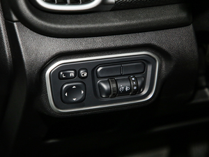 20192.0T ԄӃm п؅^