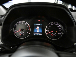 2019款2.0T 自动两驱舒适版 仪表