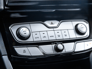 2019ð 2.0T քI L  п؅^