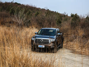2019款2.0T 自动四驱运动版 整体外观