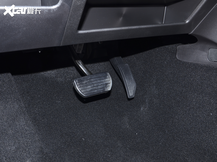 2020���ڳ���Ƥ�� ԽҰ�� 2.0T �Ԅ�����M�A�� ����