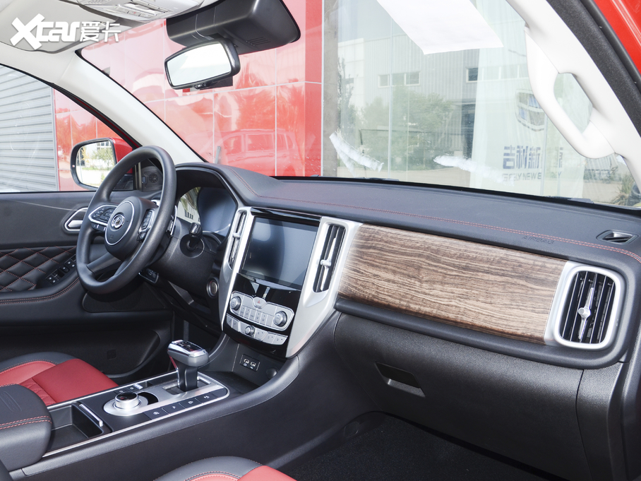 2020���ڳ���Ƥ�� ԽҰ�� 2.0T �Ԅ�����M�A�� ����