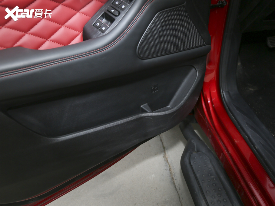 2020���ڳ���Ƥ�� ԽҰ�� 2.0T �Ԅ�(d��ng)���(q��)�M(j��n)�A�� ����