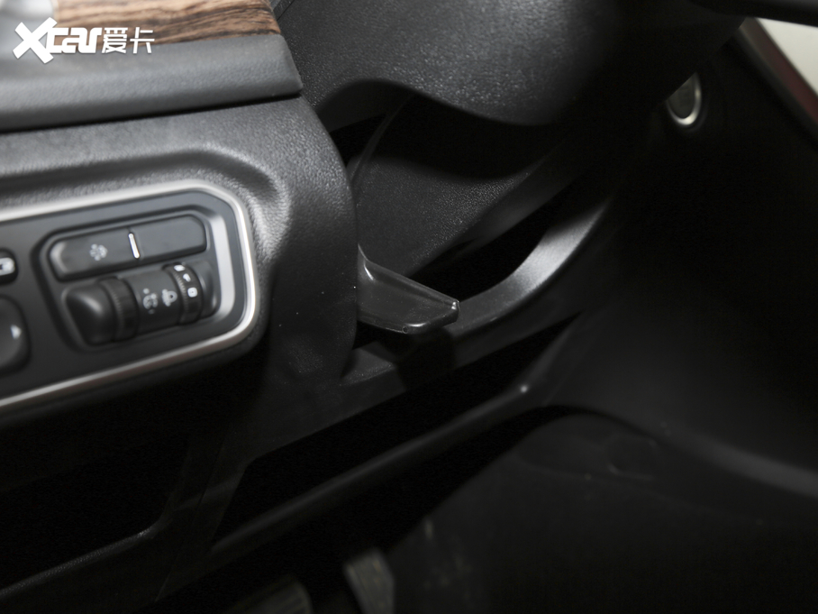 2020���ڳ���Ƥ�� ԽҰ�� 2.0T �Ԅ�����M�A�� ����