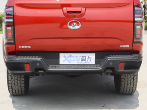 2020款越野版 2.0T 自动四驱进阶型 汽油 排气管