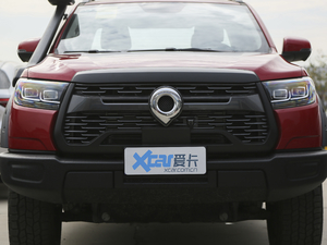 2020款越野版 2.0T 自动四驱进阶型 柴油 中网