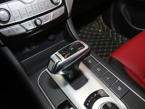 2020ԽҰ 2.0T Ԅ(q)A  QU