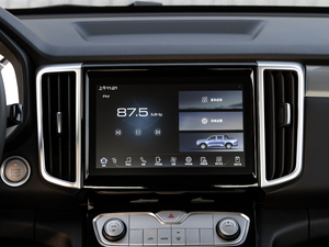 2020款商用版 2.0T 自动两驱精英型 大双 柴油 空调出风口