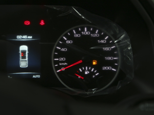 2020款越野版 2.0T 手动四驱定制型 柴油 中控区