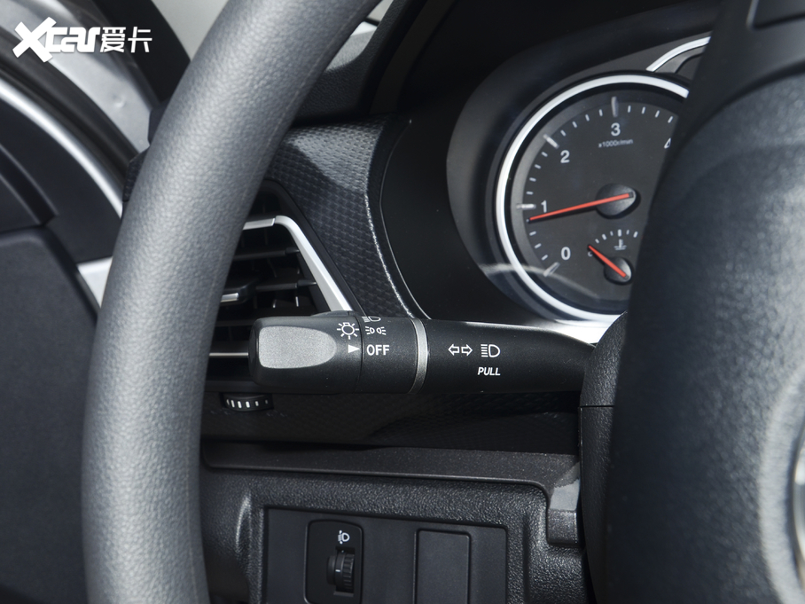 2020LE5 2.0T  򌾫Ӣp VI