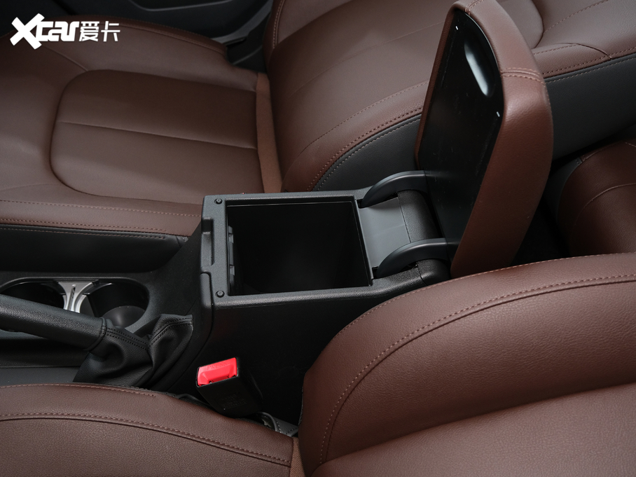 2020LE5 2.0T  򌾫Ӣp VI