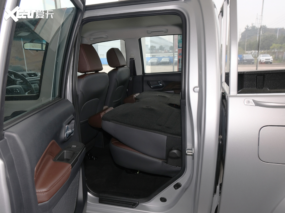 2020LE5 2.0T  (q)Ӣp VI