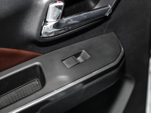 20202.4L ̓򌾫Ӣʹp VI g