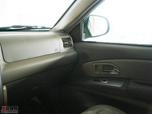 2009款锐意版 2.0L 豪华型 空间座椅