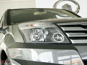 2009款锐意版 2.0L 豪华型 大灯