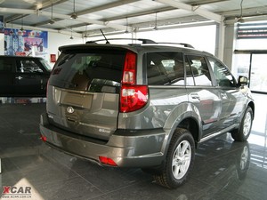 2009款锐意版 2.0L 豪华型 左后45度