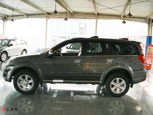 2009款锐意版 2.0L 豪华型 整体外观