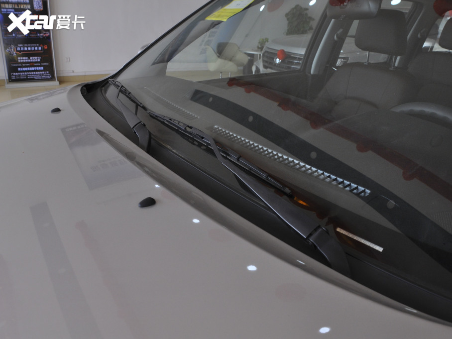 2021LE5 2.0T  򌾫Ӣʹp