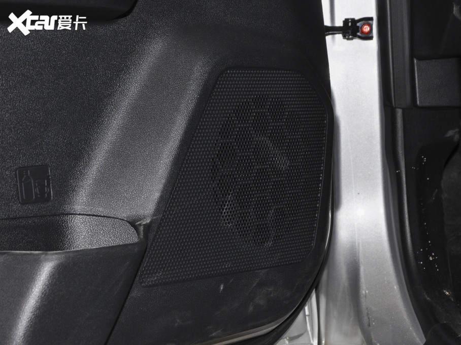 2021LE5 2.0T  򌾫Ӣʹp