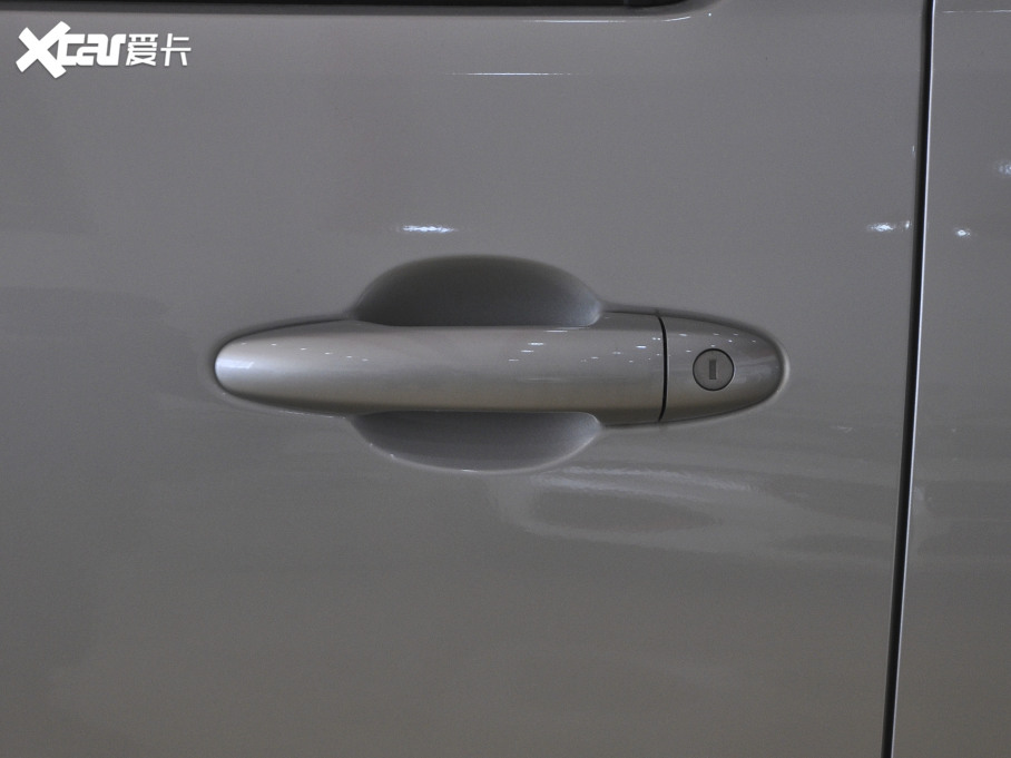 2021LE7 2.0T 򌾫Ӣʹp 