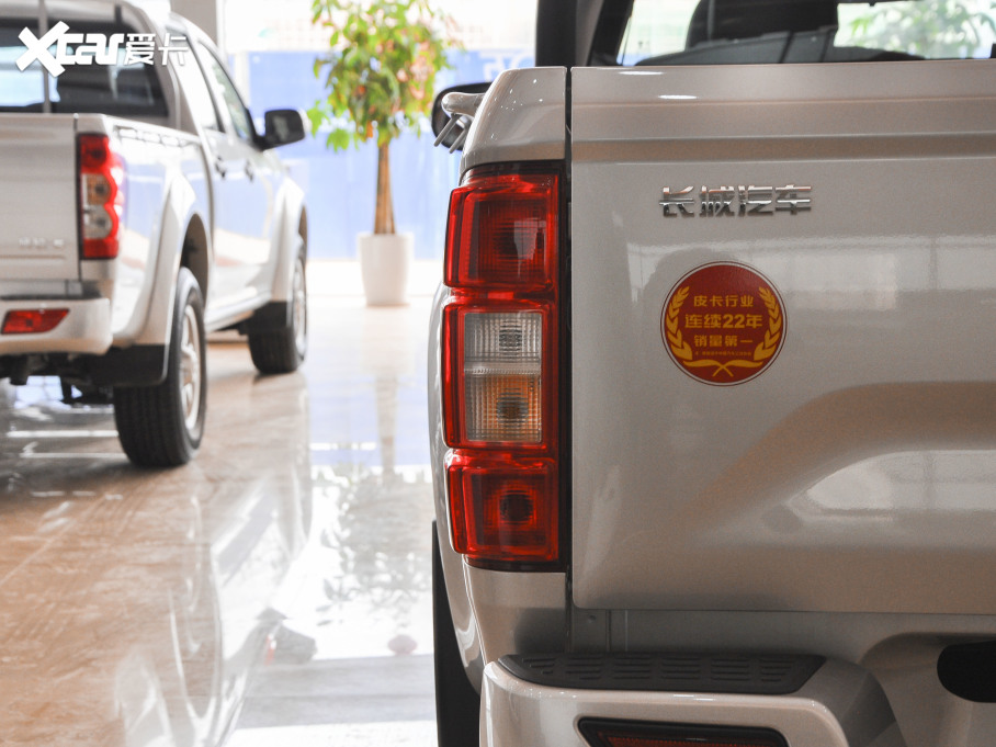 2021���L�E7 2.0T ��򌾫Ӣ�ʹ��p�� ����