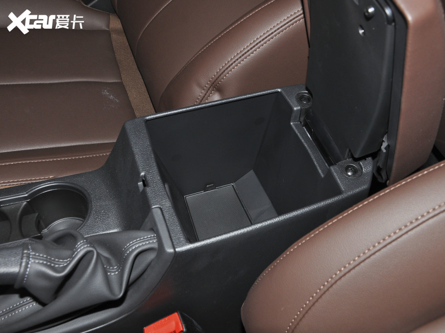 2021LE7 2.0T 򌾫Ӣʹp 