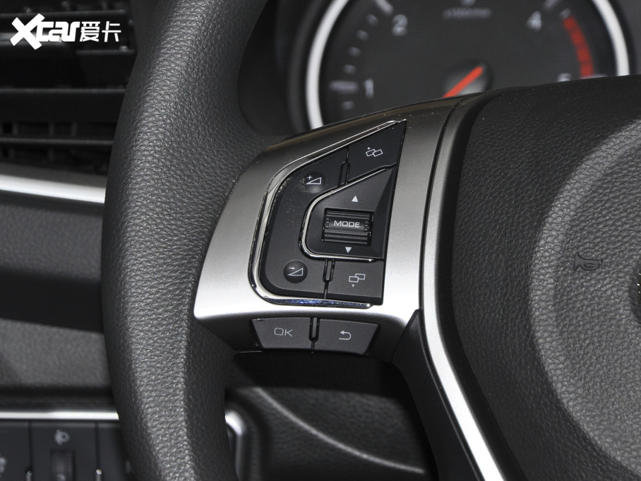 2021L(fng)E7 2.0T (q)Ӣʹp 