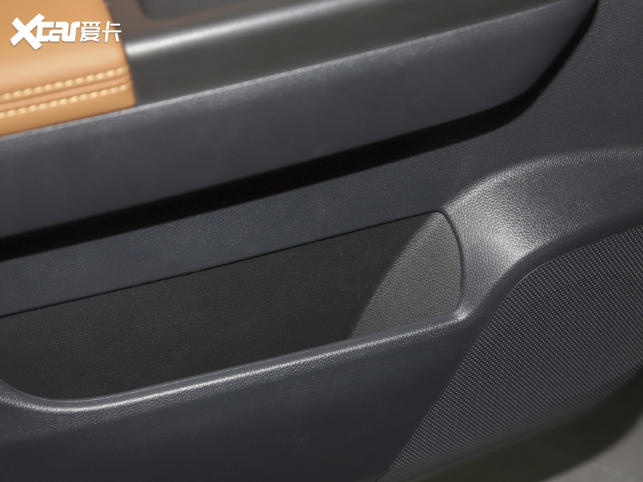 2021L(fng)E7 2.0T (q)Ӣʹp 