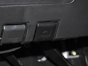 20212.0T 򌾫Ӣʹp  п؅^