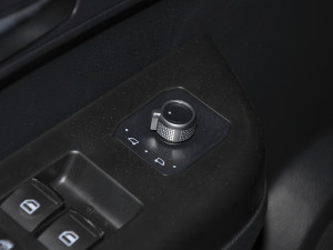 20212.0T 򌾫Ӣʹp  п؅^