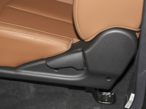 20212.0T 򌾫Ӣʹp  {{