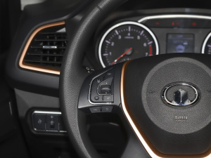 20212.0T 򌾫Ӣʹp  п؅^