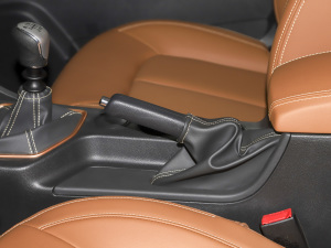 20212.0T 򌾫Ӣʹp  v܇Ƅ