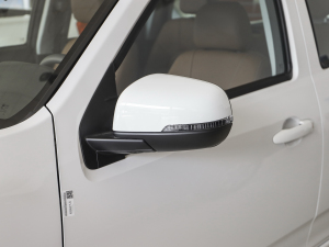 20212.0T 򌾫Ӣʹp  ^