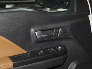 20212.0T 򌾫Ӣʹp  g