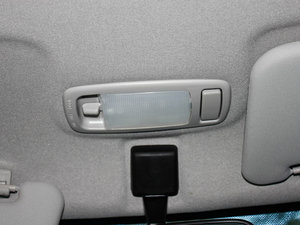 2010款1.5L 手动精英版 空间座椅