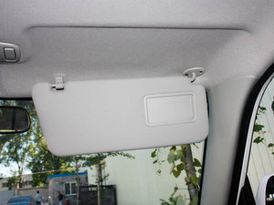 2010款1.5L 手动精英版 空间座椅