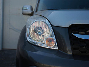 2010款1.5L 手动天窗版 细节外观