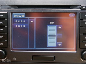 2010款2.4L 两驱豪华型 中控区