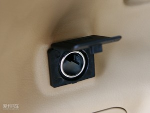 2010款2.4L 两驱豪华型 空间座椅