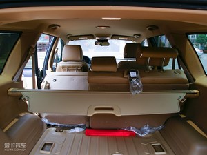2010款2.4L 两驱豪华型 空间座椅