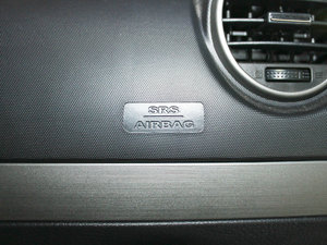 2010款2.4L 两驱舒适型 中控区