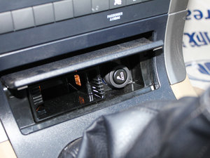 2010款2.4L 两驱舒适型 中控区