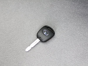 2010款2.4L 两驱舒适型 车钥匙