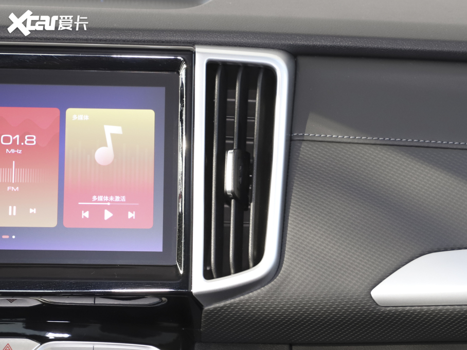 2021���ڳ���Ƥ�� ���ð� 2.0T�ԄӃ�򌾫Ӣ�� ���p ����