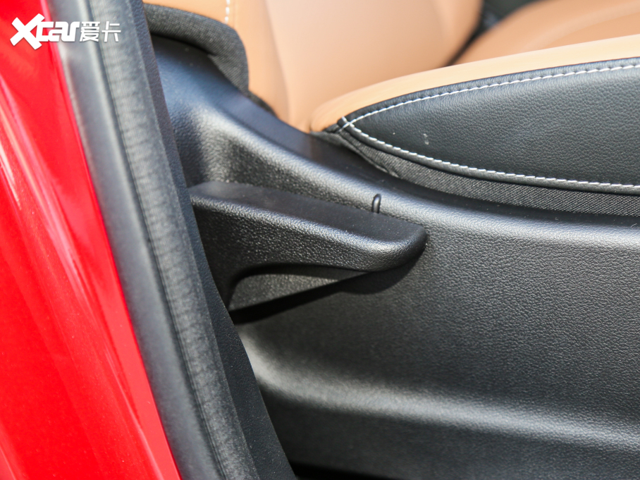 2021���ڳ���Ƥ�� ���ð� 2.0T�քӃ�򌾫Ӣ�� ���p ����