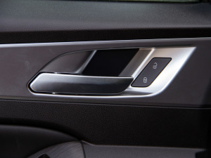 2021ð 2.0Tք򌾫Ӣ p  g