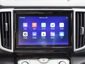 2021款商用版 2.0T自动四驱领航型 大双 柴油 中控台显示屏