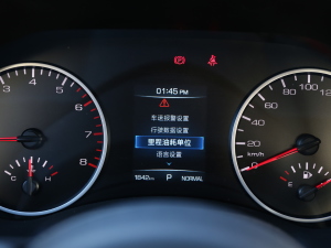 2022款2.0T 自动四驱机车炮 汽油 中控区