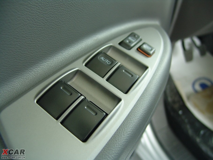 2009LV80 2.0L (sh)ð